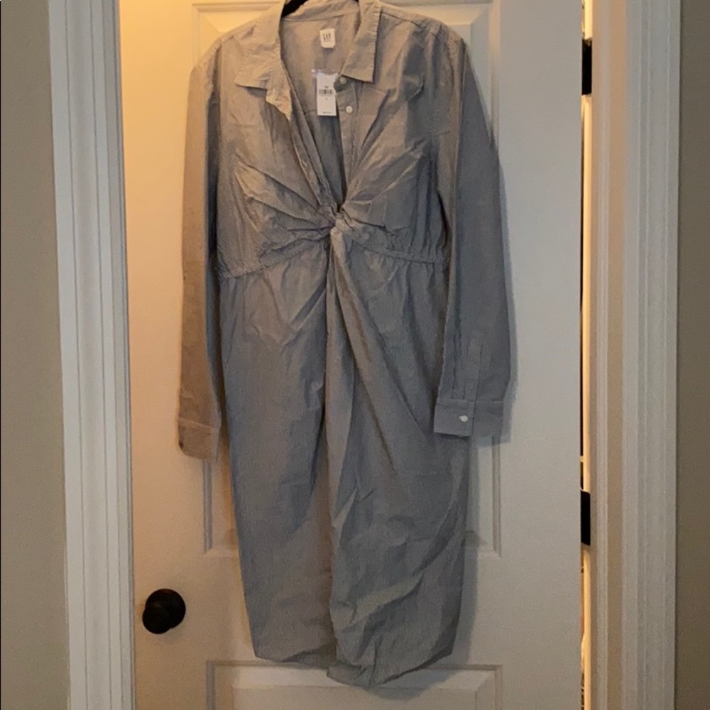 New Gap maternity dress